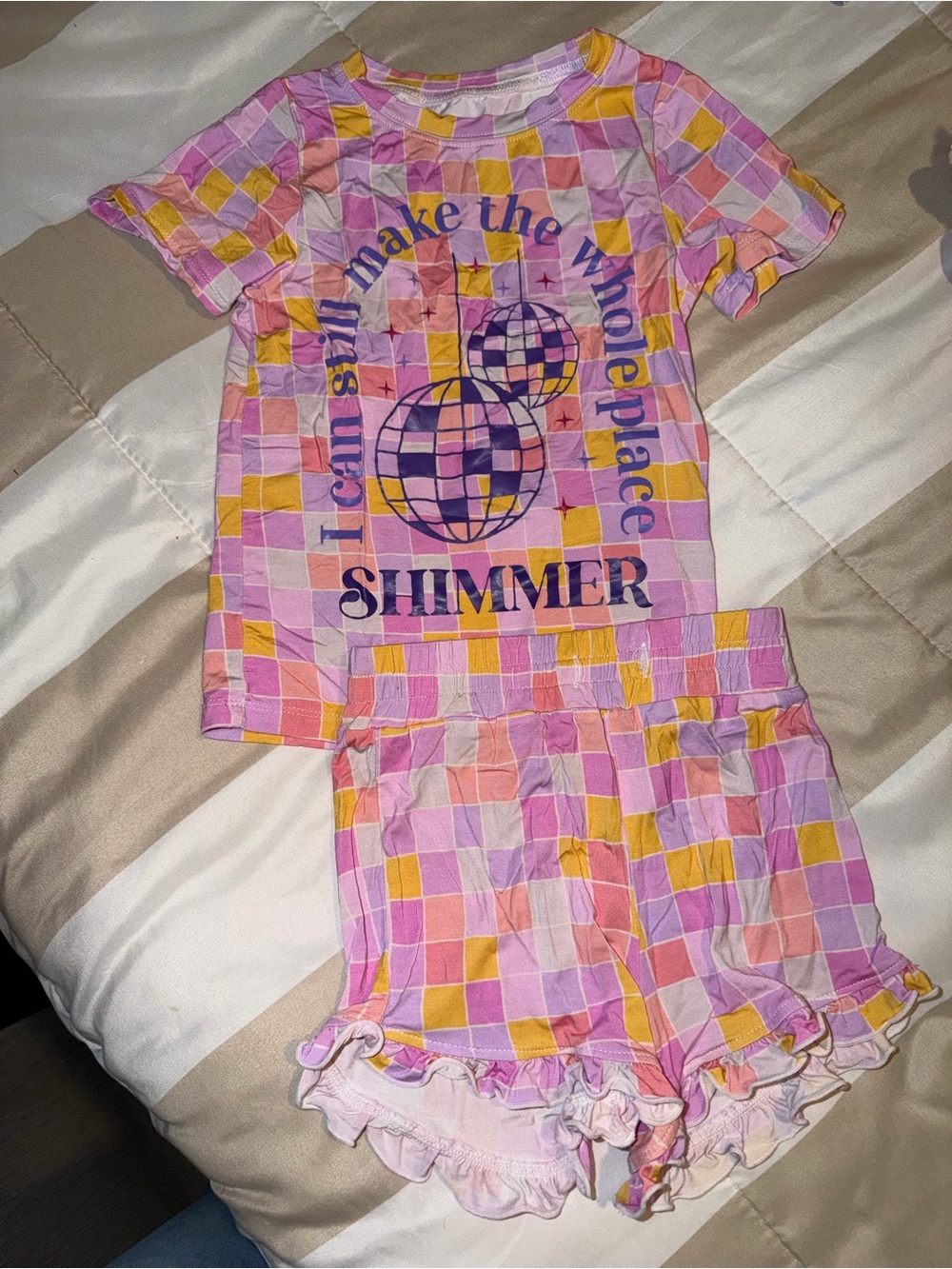 Made By Molly | Shimmer Check Pajama Set, size 3T